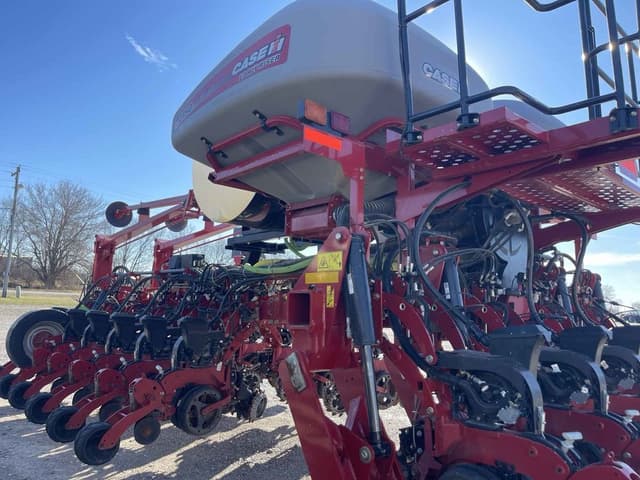 Image of Case IH 2150 equipment image 3