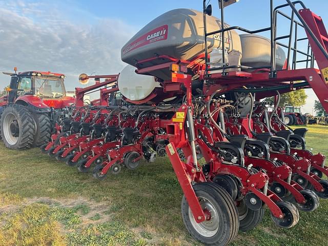 Image of Case IH 2150 equipment image 2