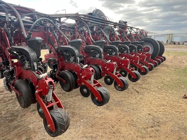 Image of Case IH 2150 equipment image 4