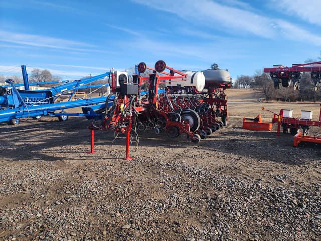 Image of Case IH 2150 equipment image 4