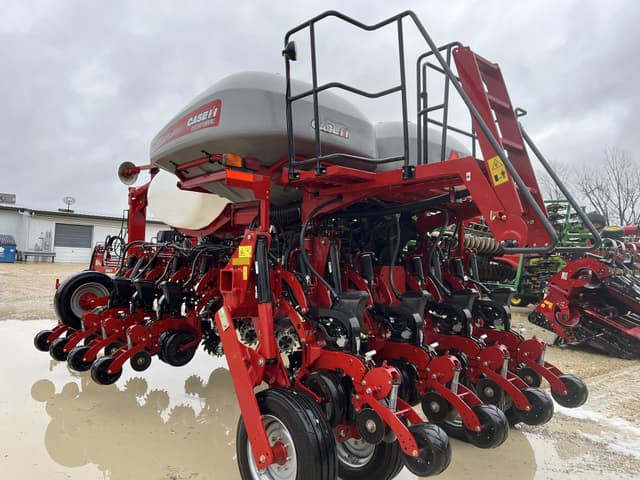 Image of Case IH 2150 equipment image 4