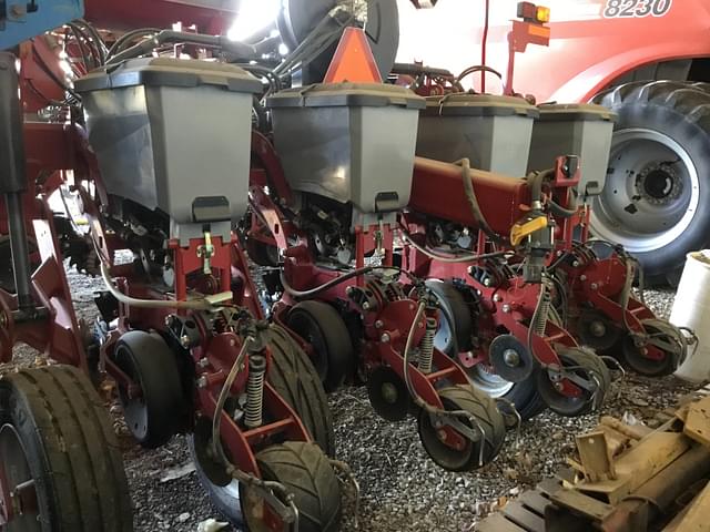 Image of Case IH 2150 equipment image 3