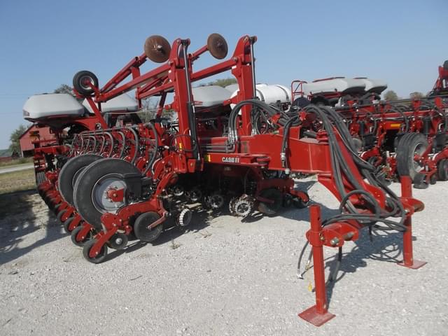 Image of Case IH 2150 equipment image 2