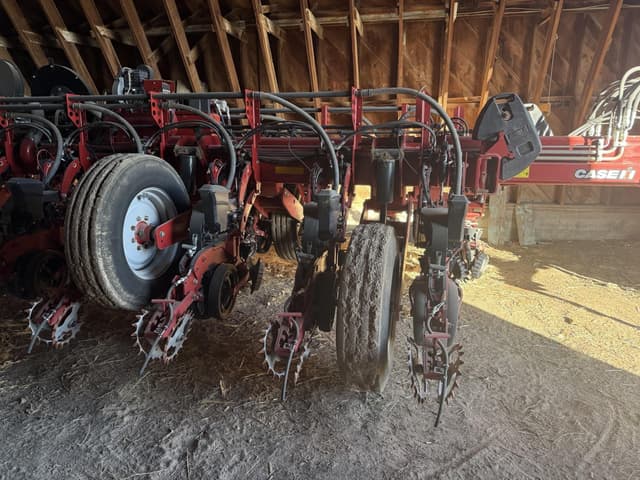 Image of Case IH 2150 equipment image 3