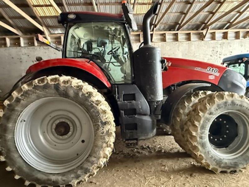 Image of Case IH Magnum 310 Rowtrac Primary image