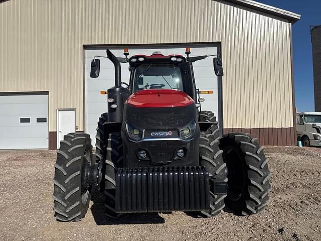 Image of Case IH Magnum 310 equipment image 2