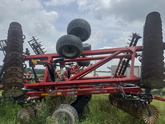 Image of Case IH Barracuda 335 equipment image 3