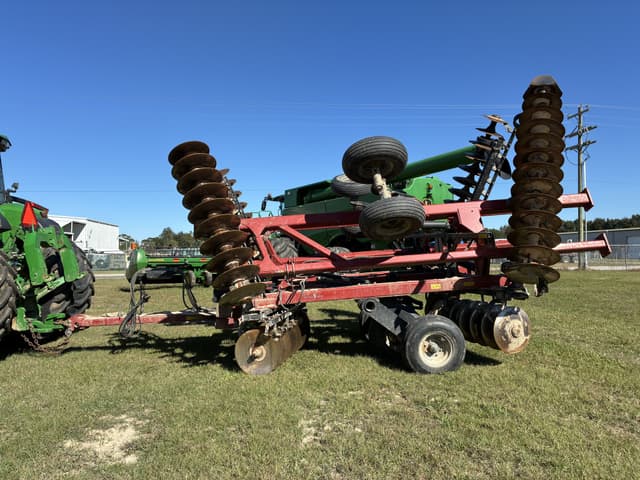 Image of Case IH 375 equipment image 1