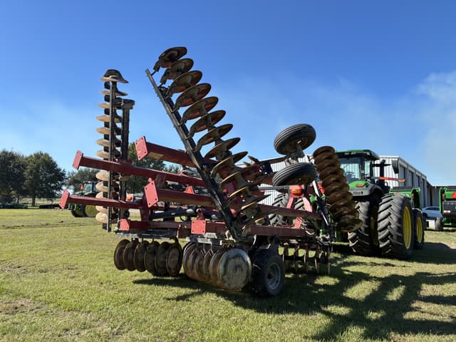 Image of Case IH 375 equipment image 4