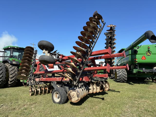 Image of Case IH 375 equipment image 2