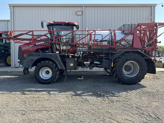 2021 Case IH Titan 4040 Equipment Image0