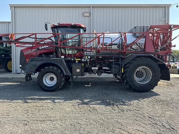 Image of Case IH Titan 4040 Primary image