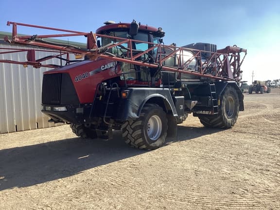 Image of Case IH Titan 4040 equipment image 1