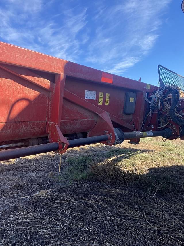 Image of Case IH 4412 equipment image 4