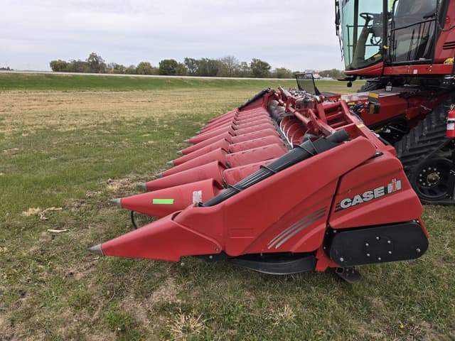 Image of Case IH 4412F equipment image 2