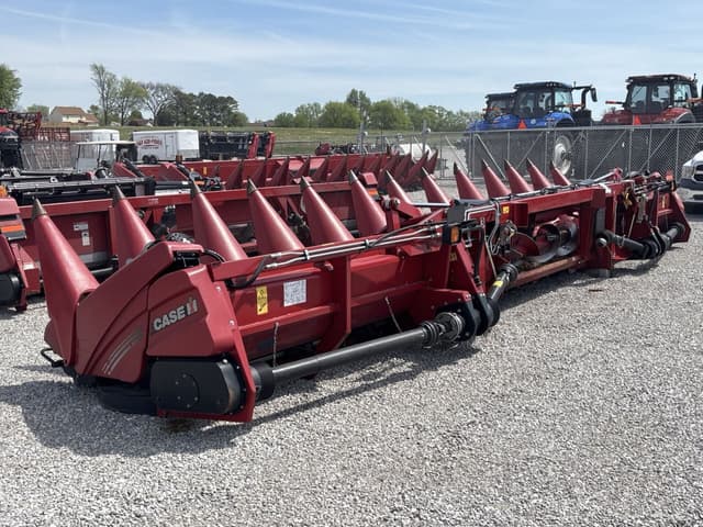 Image of Case IH 4412F equipment image 4