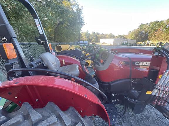 Image of Case IH Farmall 50A equipment image 4