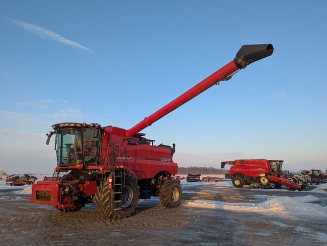 Image of Case IH 7150 equipment image 3