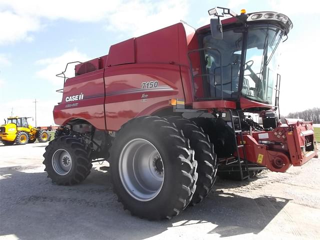 Image of Case IH 7150 equipment image 4