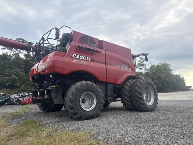 Image of Case IH 7250 equipment image 2
