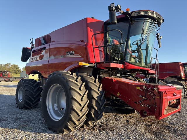 Image of Case IH 7250 equipment image 1