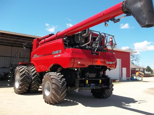 Image of Case IH 7250 equipment image 2