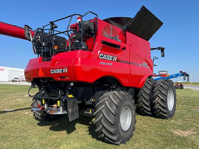 Image of Case IH 7250 equipment image 2