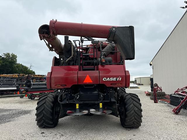 Image of Case IH 7250 equipment image 3