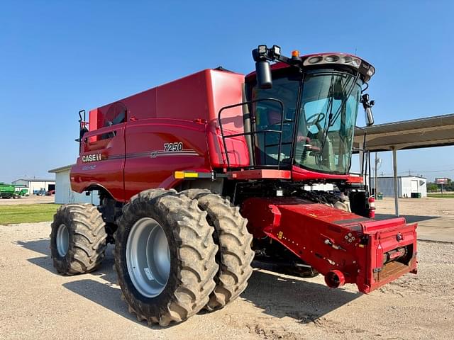Image of Case IH 7250 equipment image 3