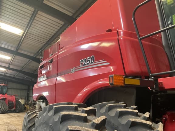 Image of Case IH 7250 equipment image 1