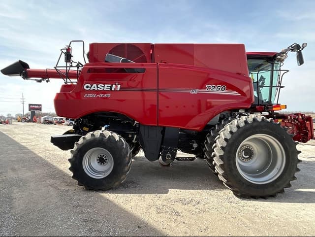 Image of Case IH 7250 equipment image 1