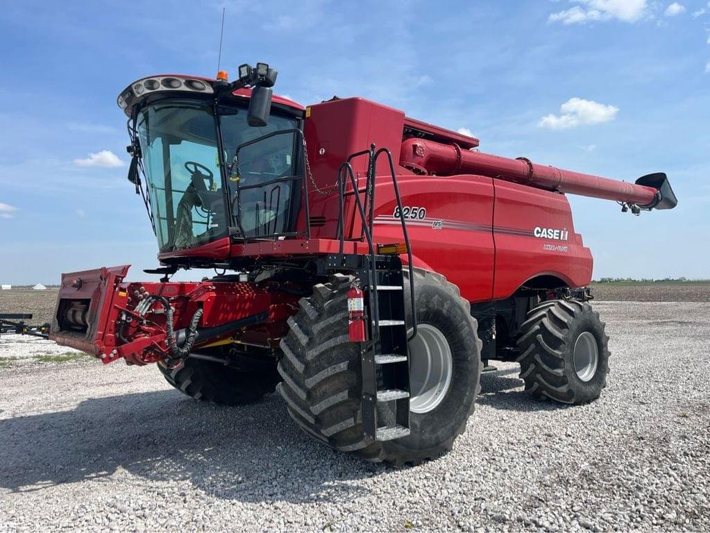 Image of Case IH 8250 Primary image
