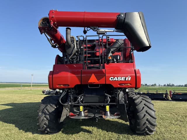 Image of Case IH 8250 equipment image 3