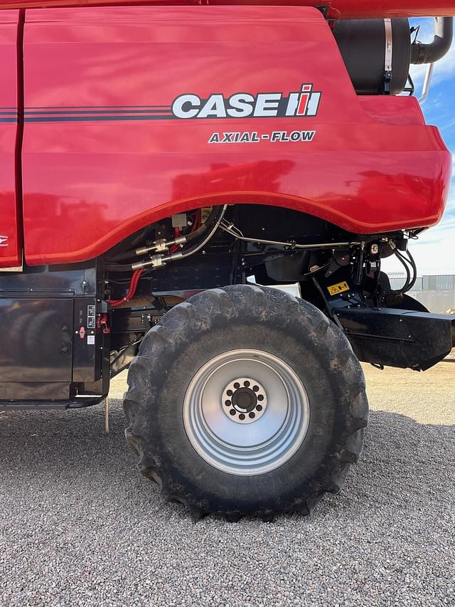 Image of Case IH 8250 equipment image 3