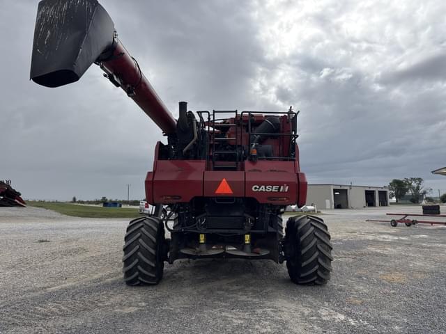 Image of Case IH 8250 equipment image 3