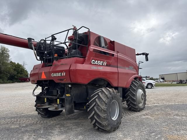 Image of Case IH 8250 equipment image 2