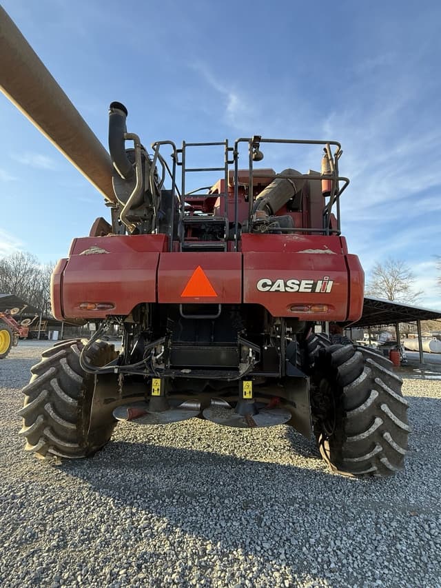 Image of Case IH 8250 equipment image 2