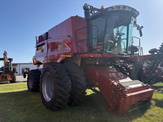 Image of Case IH 8250 equipment image 3