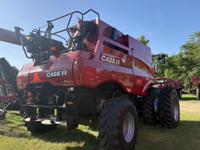 Image of Case IH 8250 equipment image 2