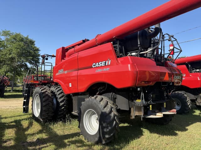 Image of Case IH 8250 equipment image 1