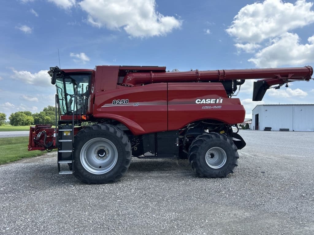 Image of Case IH 8250 Primary image