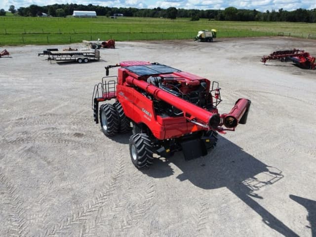 Image of Case IH 8250 equipment image 3