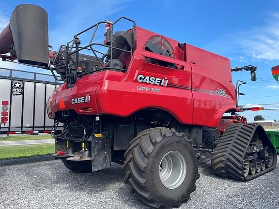 Image of Case IH 8250 equipment image 3