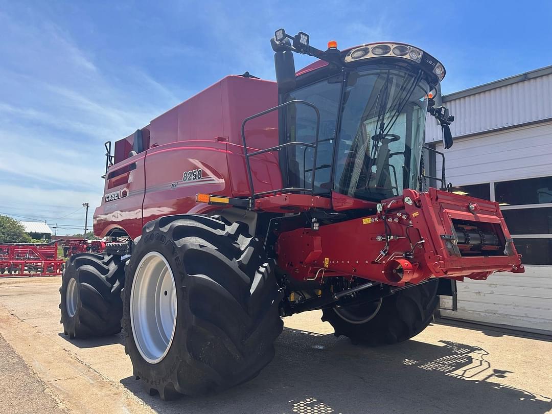 Image of Case IH 8250 Primary image