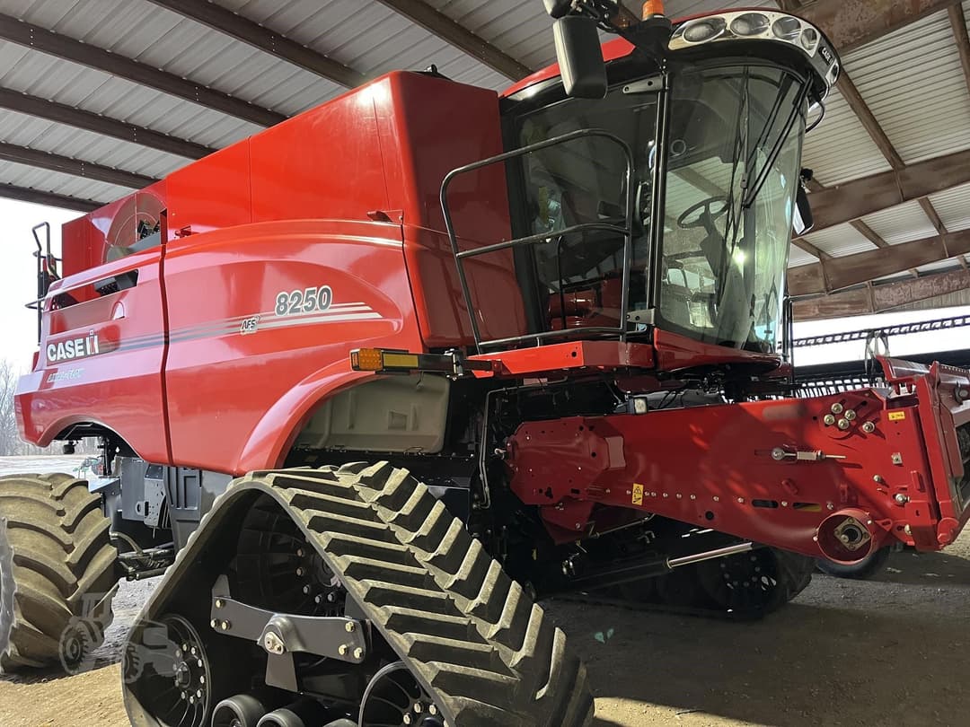 Image of Case IH 8250 Primary image