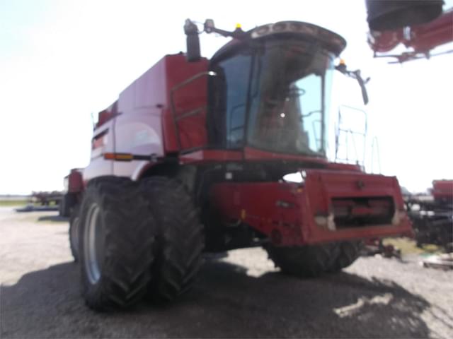 Image of Case IH 8250 equipment image 2