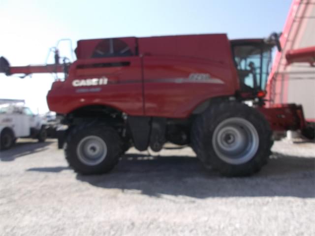 Image of Case IH 8250 equipment image 3