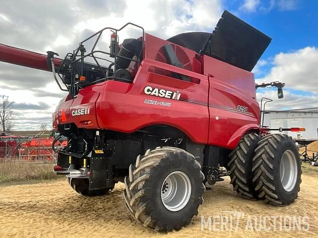 Image of Case IH 8250 equipment image 4