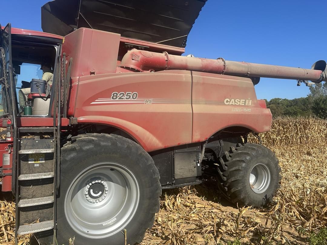 Image of Case IH 8250 Primary image