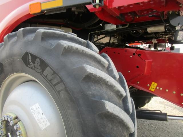 Image of Case IH 8250 equipment image 3